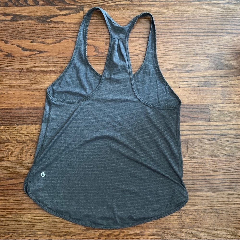 Lululemon tank top